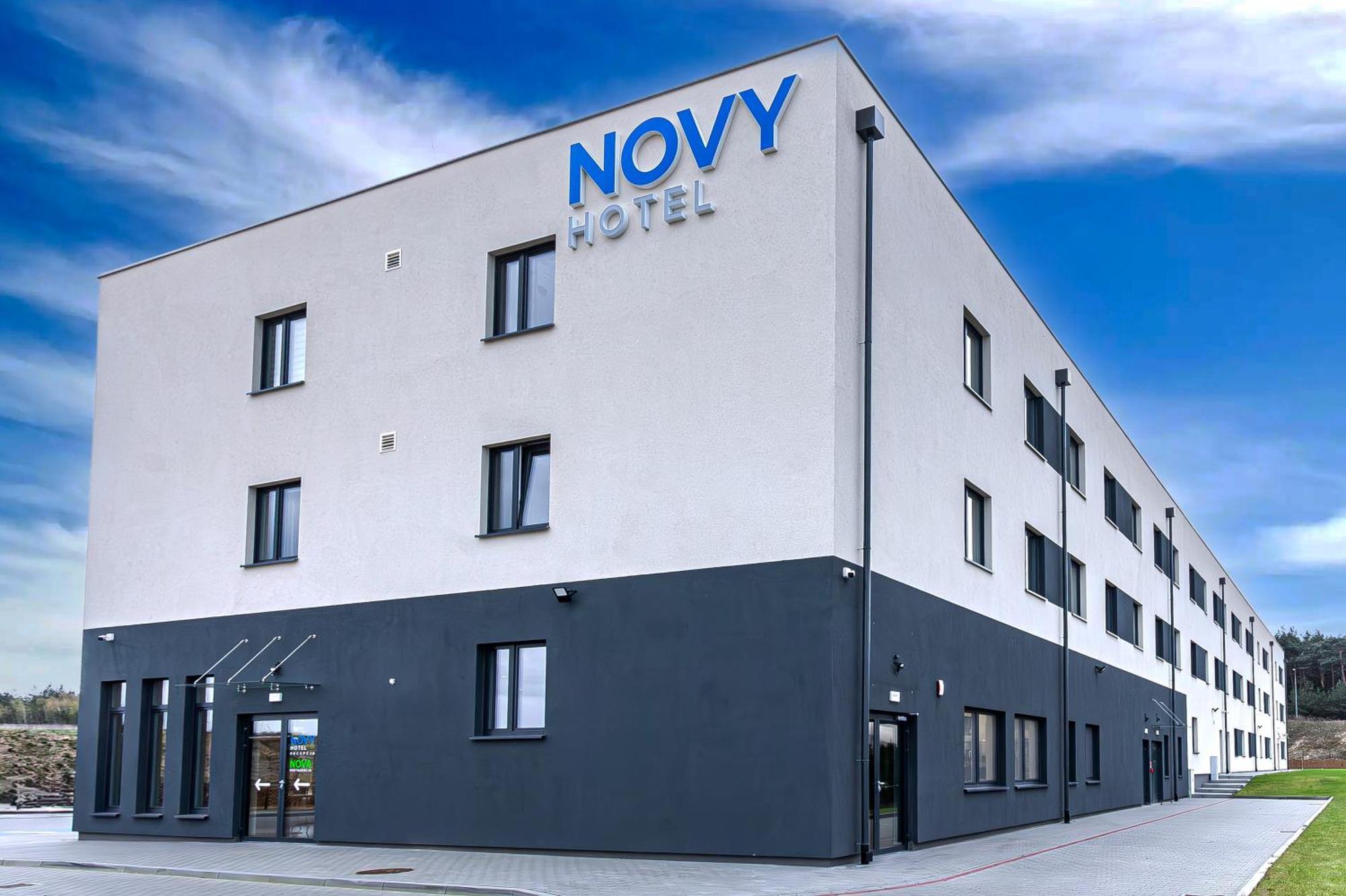 Novy Hotel 锡隆纳葛拉 外观 照片