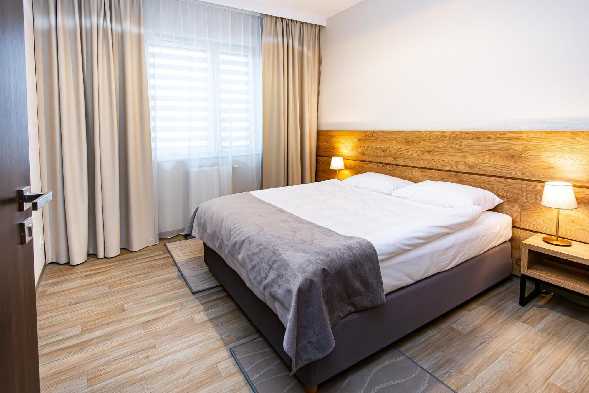 Novy Hotel 锡隆纳葛拉 外观 照片